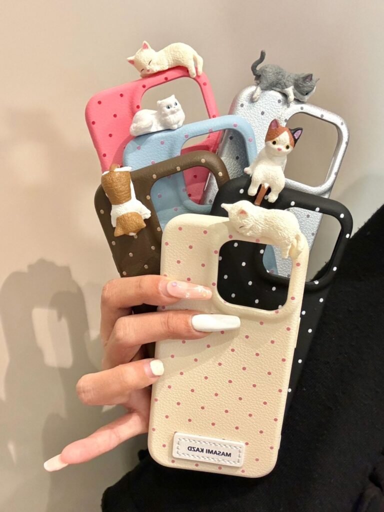 Polka Pet Case